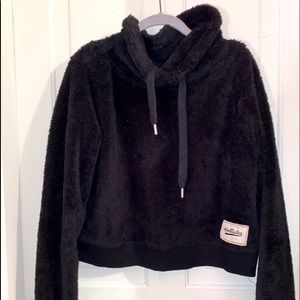 Fuzzy Holister hoodie